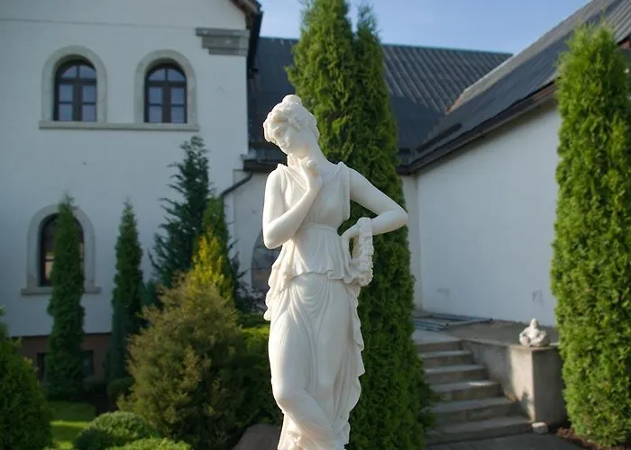 Bellavilla Apartment *